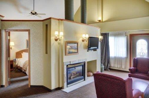 Lakeview Inns & Suites - Hinton Room photo